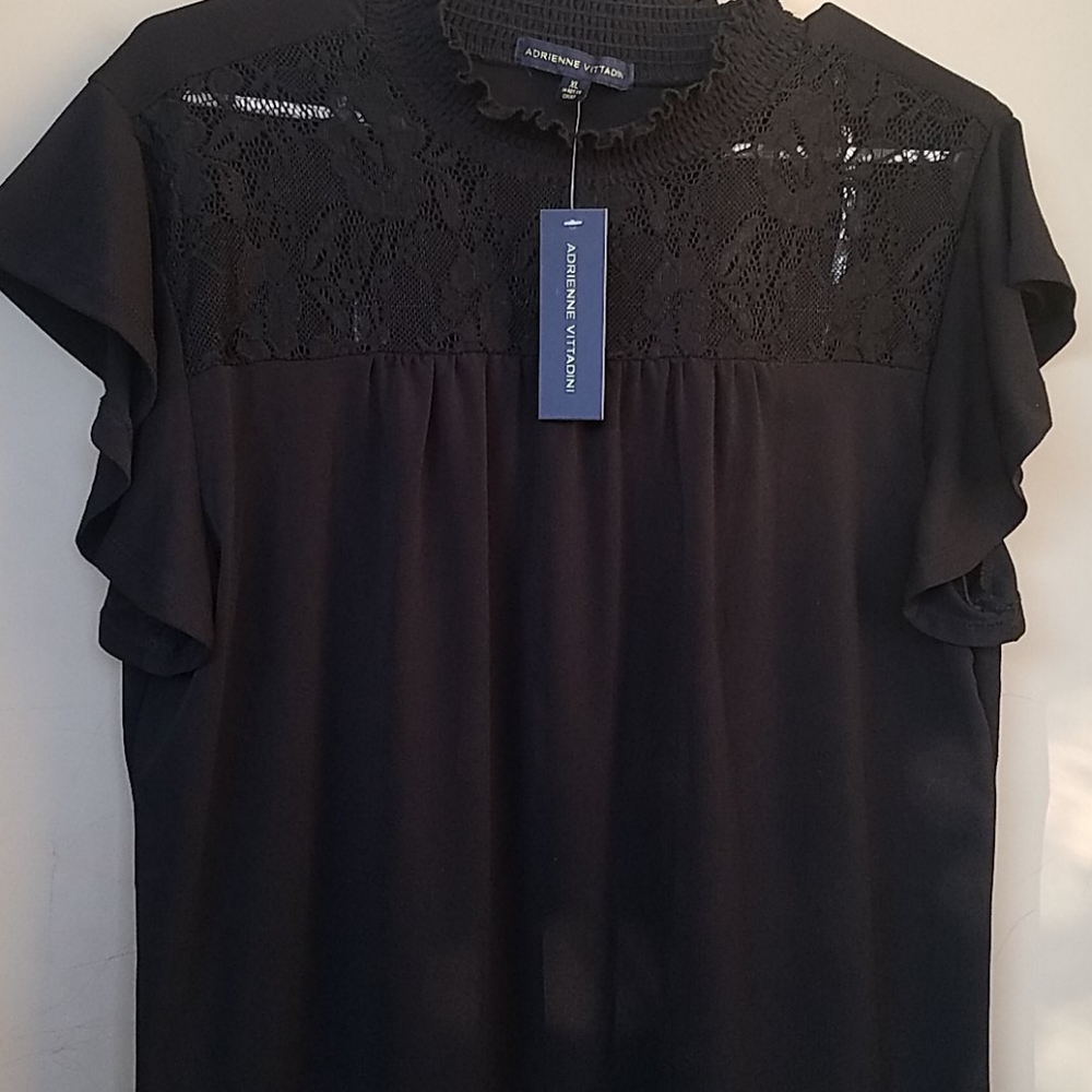 Blouse - Picture 2 of 3